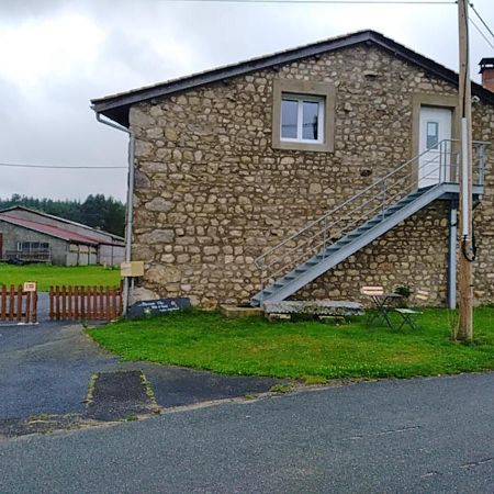 Chez Pitch & Marina Apartment Sauvessanges Exterior foto
