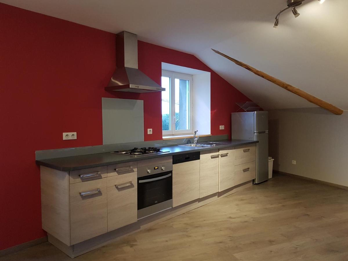 Chez Pitch & Marina Apartment Sauvessanges Exterior foto