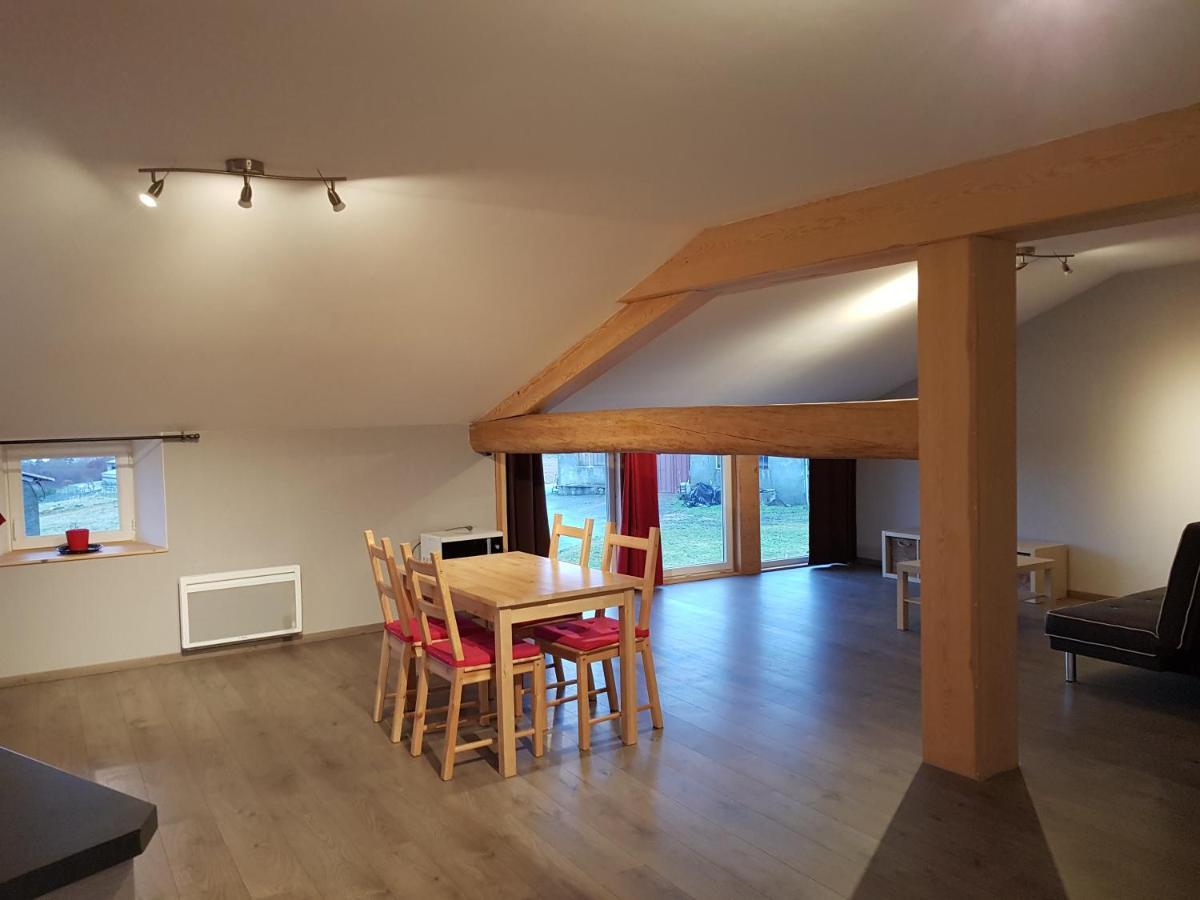 Chez Pitch & Marina Apartment Sauvessanges Exterior foto